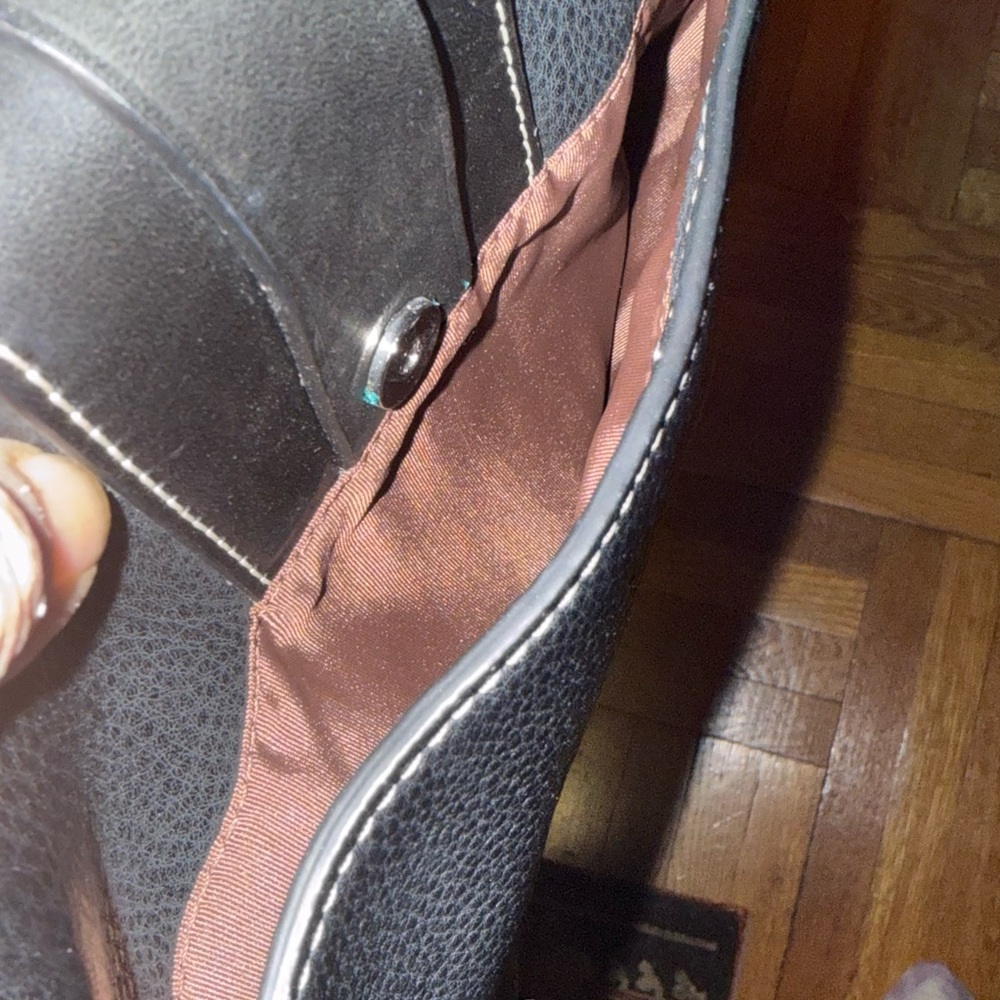 Trendy Vintage Tumi Leather Bag…Never Used! - Picture 4 of 5